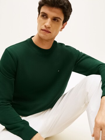 TOMMY HILFIGER Sweatshirt in Grün