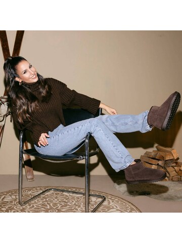 Palado by Sila Sahin Boots 'Ausia by Sila Sahin' in Braun