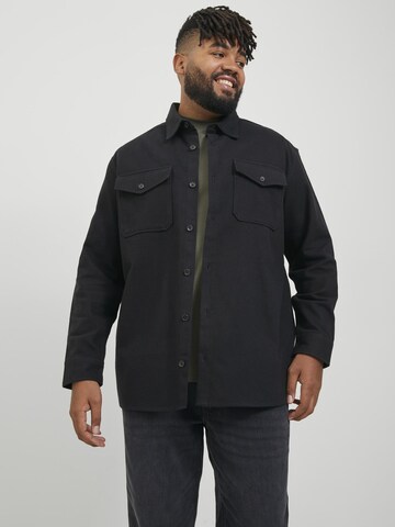 Jack & Jones Plus - Ajuste confortable Camisa 'ROY' en negro: frente