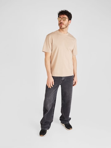 HUGO Red Bluser & t-shirts 'Dapolino' i beige