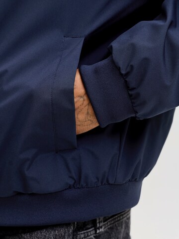 Veste mi-saison 'JJECHARGE' JACK & JONES en bleu