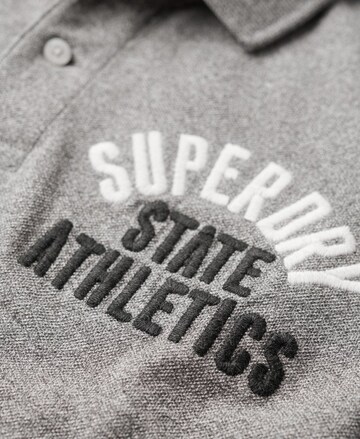 Maglietta di Superdry in grigio