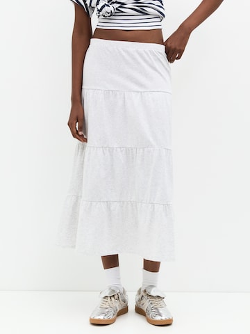 Pull&Bear Szoknyák - szürke: elől