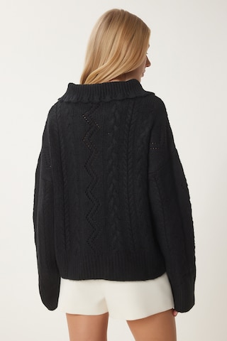 Happiness İstanbul Pullover i sort