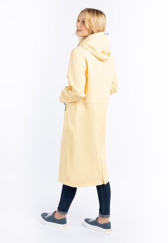 Manteau fonctionnel Schmuddelwedda en jaune