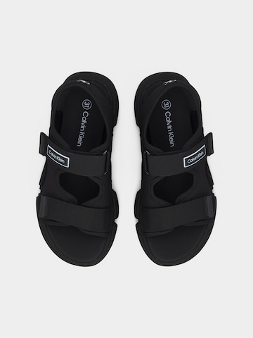 Calvin Klein Jeans - Zapatos abiertos 'WYATT' en negro