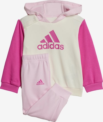 ADIDAS SPORTSWEAR Träningsdräkt 'Essentials' i rosa