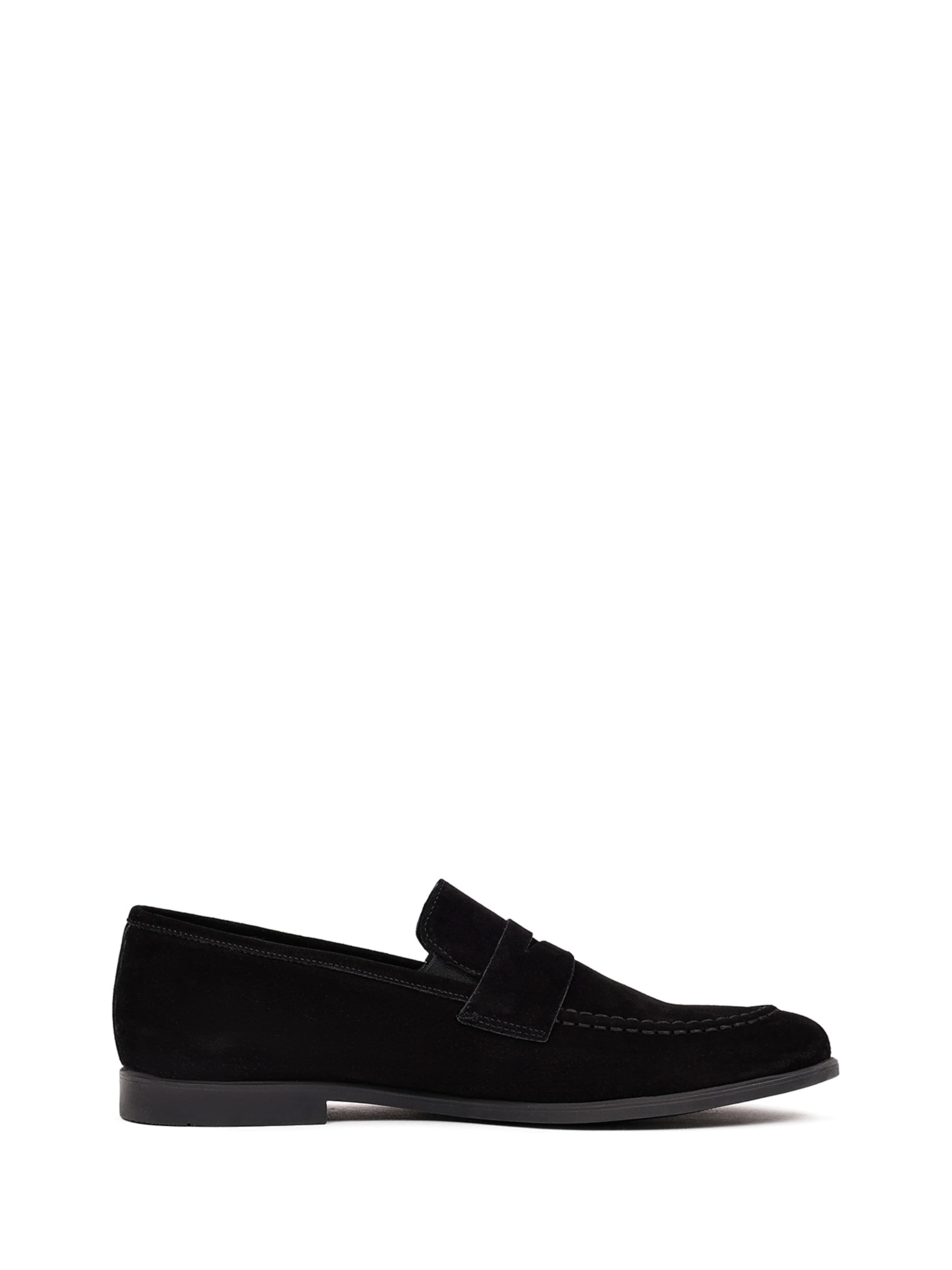 Derimod Classic Flats in Black