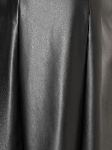 Jupe ' Cassea ' Ana Alcazar en noir