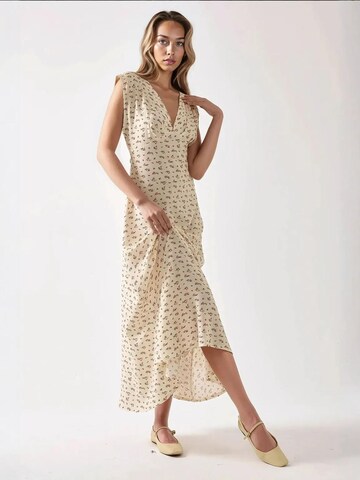 Hiccup - Vestido em bege: frente