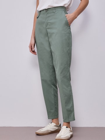 STREET ONE Regular Hose in Grün: Vorderseite