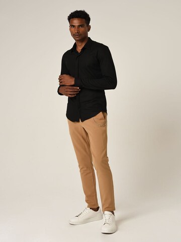Antioch Shirt in Black: front