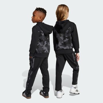 Survêtement 'Seasonal Essentials' ADIDAS SPORTSWEAR en noir