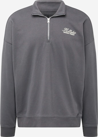 HOLLISTER Sweatshirt 'APAC EXCLUSIVE' in Grau: predná strana