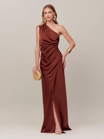 Sável Kleid in Braun