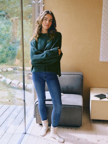Oxmo Slimfit Jeans 'Helle' in Blauw
