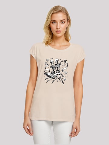 F4NT4STIC Shirt 'Skelettpaar tanzt mit Band' in Beige: voorkant