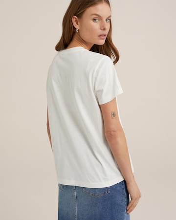 T-shirt WE Fashion en blanc