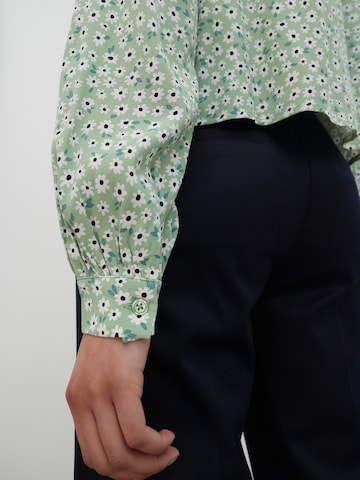 EDITED - Blusa 'Jordin' en verde