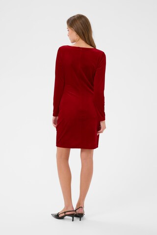 SAINT TROPEZ Kjole i rød