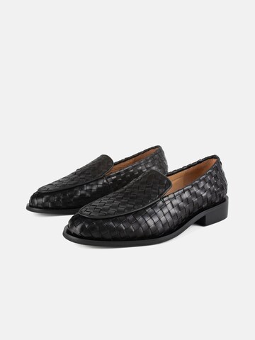 L37 HANDMADE SHOES - Sapato Slip-on 'PURE CLASSIC' em preto