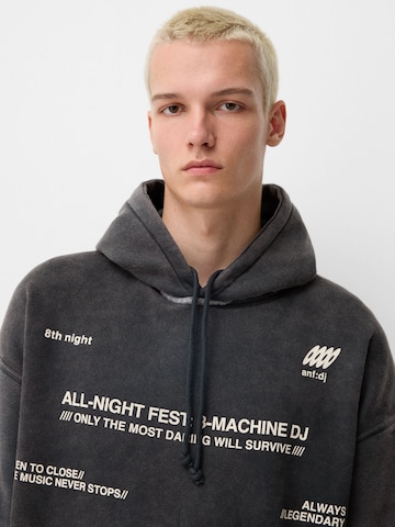 Bershka Sweatshirt in Grau