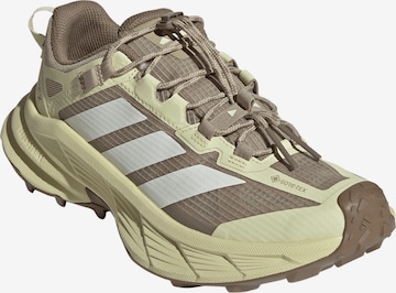 ADIDAS TERREX Półbuty 'Freehiker SL' w kolorze żółty: przód