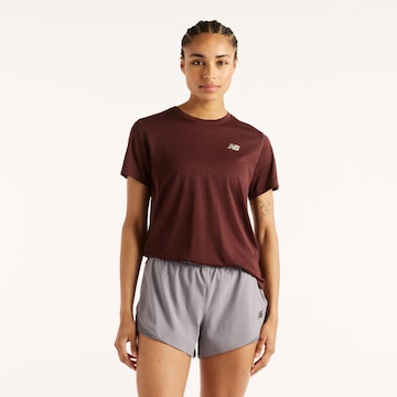 new balance Functioneel shirt 'Athletics T-Shirt' in Bruin: voorkant