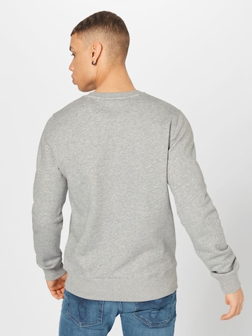 Sweat-shirt GANT en gris