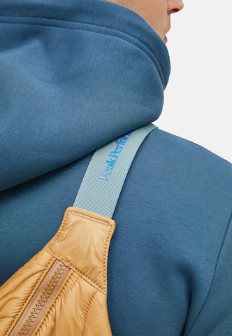 PEAK PERFORMANCE Belt bag in Brown