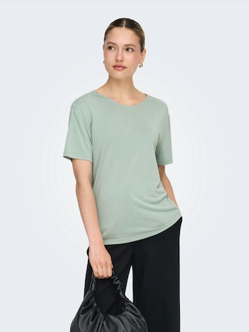 ONLY T-shirt 'ONLFREE LIFE' i grön: framsida
