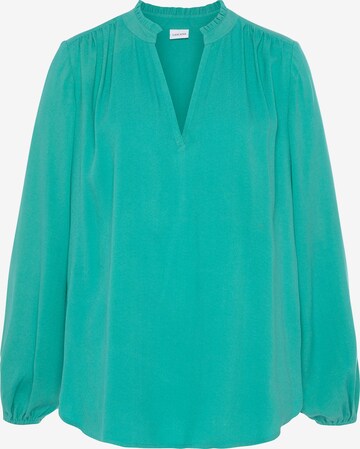 LASCANA Blouse in Green: front
