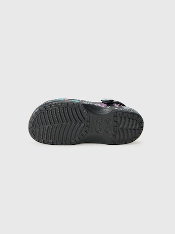 Clogs 'Nghtmare' di Crocs in colori misti