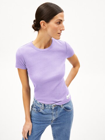 ARMEDANGELS Shirt in Lila: voorkant