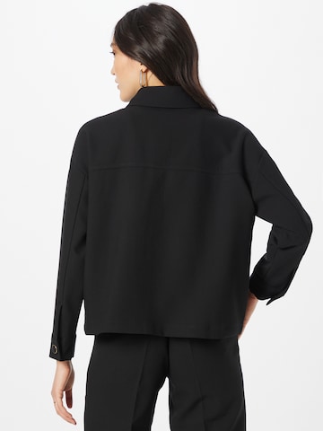 Oasis Between-Season Jacket in Black