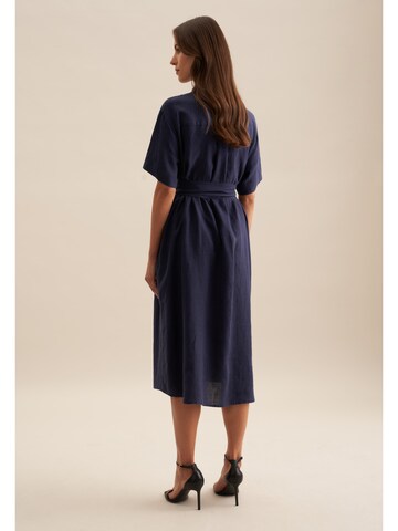 Robe 'Schwarze Rose' SEIDENSTICKER en bleu