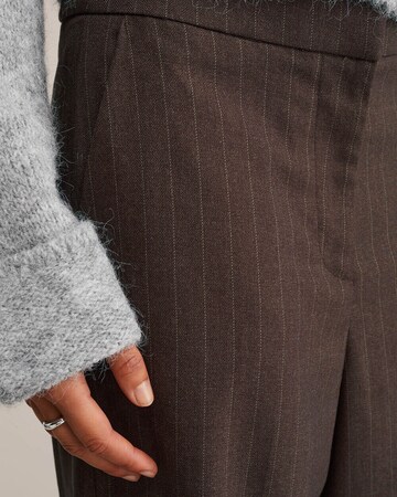 WE Fashion Regular Hose in Braun