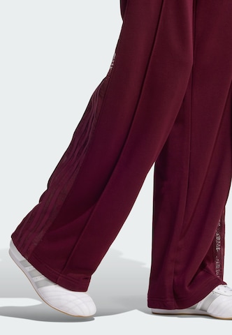 Loosefit Pantaloni sportivi 'Firebird' di ADIDAS ORIGINALS in rosso