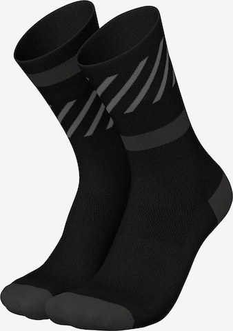 INCYLENCE Athletic Socks 'DISRUPTS' in Black: front