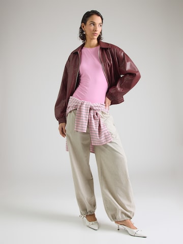 ABOUT YOU Koszula body 'Malena' w kolorze różowy