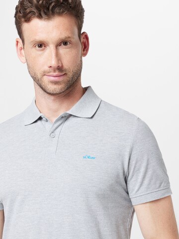 T-Shirt s.Oliver en gris