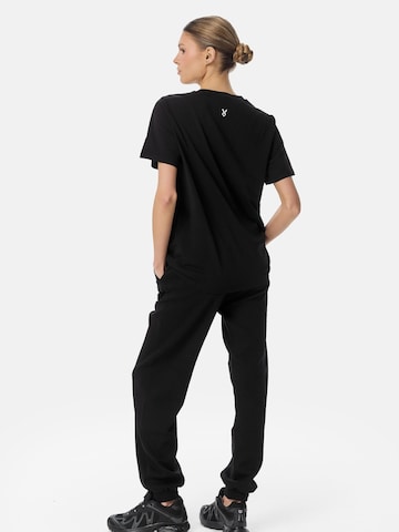 Cardio Bunny - Camiseta 'ERA' en negro
