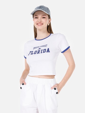 Colin's Shirt in White: front