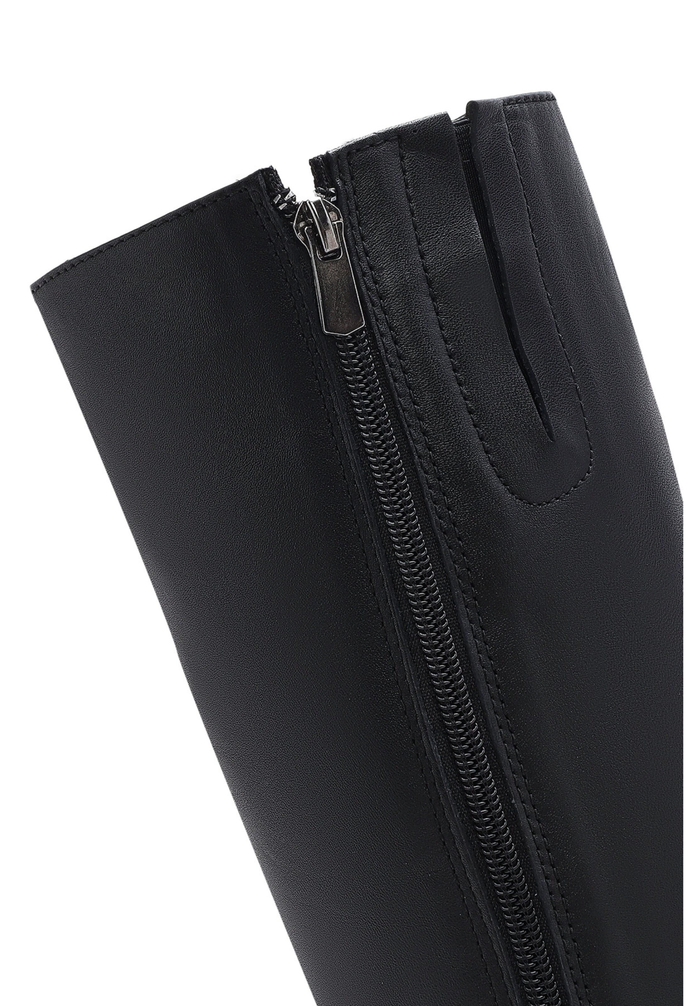 Derimod Stiefel in Schwarz