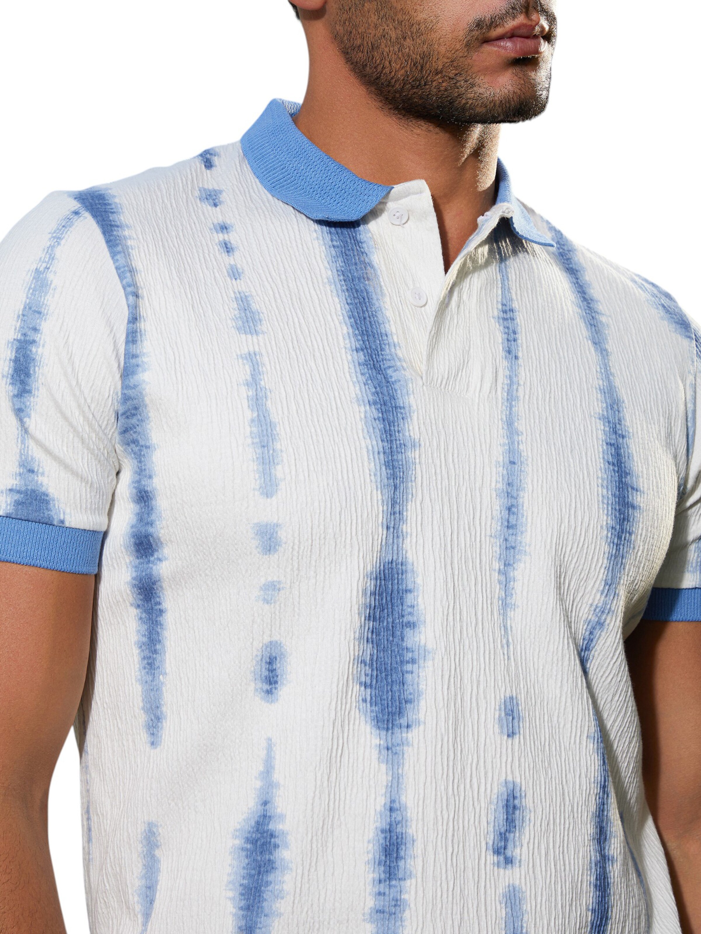 Campus Sutra Shirt in Mixed colors