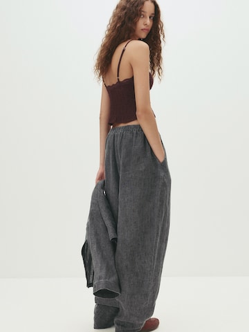 Pull&BearWide Leg/ Široke nogavice Hlače s naborima - plava boja