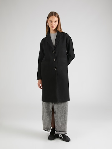 PIECES Between-seasons coat 'ALICIA' in Black: front