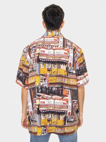 Fit confort Chemise 'M' Corner Store S/S Resort Shirt Multi Short-Sleeve Shirt' HUF en mélange de couleurs