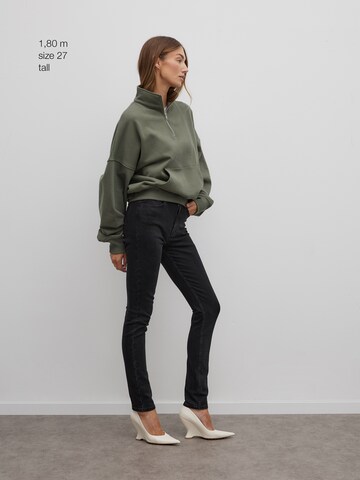 Slimfit Jeans di RÆRE by Lorena Rae in nero