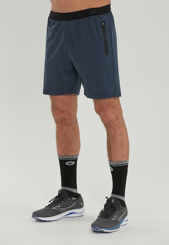 Virtus Regular Sportbroek 'BLAG V2 M Hyper' in Blauw: voorkant